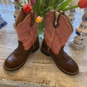 Ariat, Fatbaby cowgirl boots!